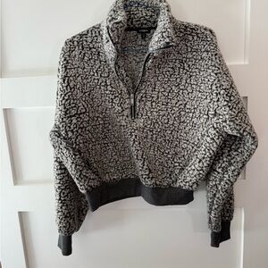 Express Gray Sherpa Quarter-Zip Pullover size medium